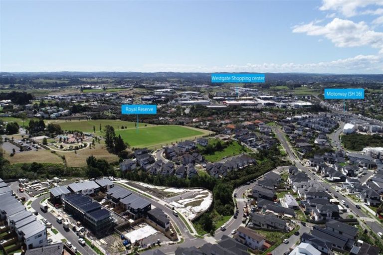 Photo of property in 33 Paina Crescent, Massey, 0614