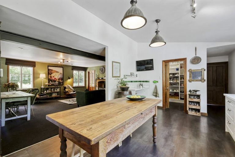 Photo of property in 2195 Old West Coast Road, Kirwee, Christchurch, 7671