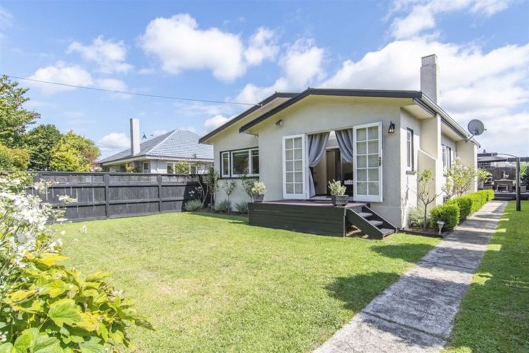 Photo of property in 521a Devonport Road, Tauranga South, Tauranga, 3112