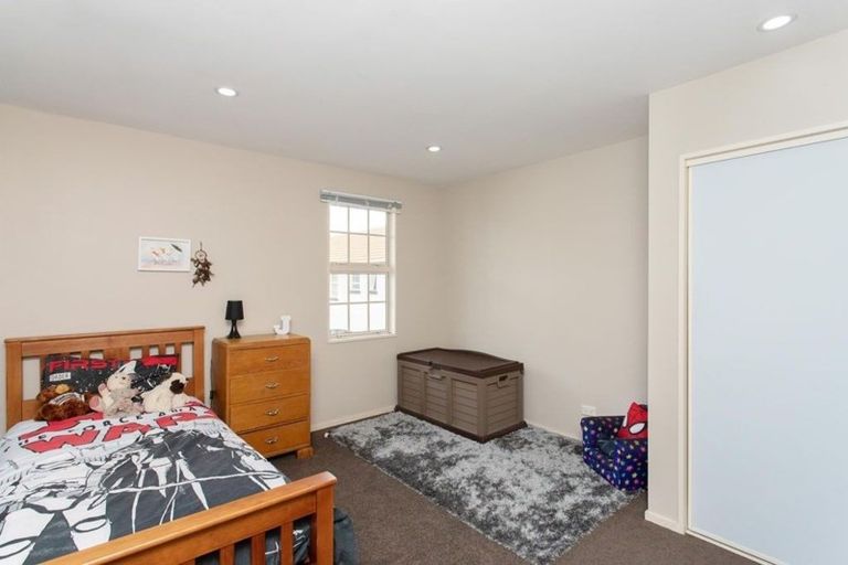 Photo of property in 9g Crohane Place, Addington, Christchurch, 8024