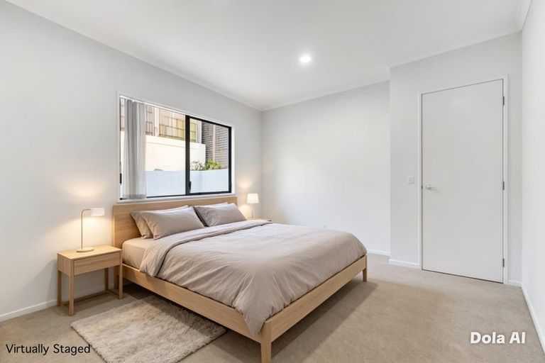 Photo of property in 1/14 Santa Monica Place, Goodwood Heights, Auckland, 2105