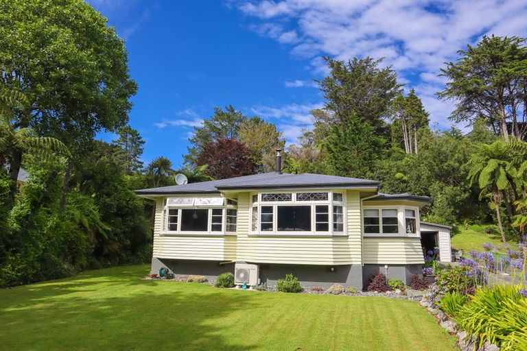 Photo of property in 19 Leith Crescent, Greymouth, 7805