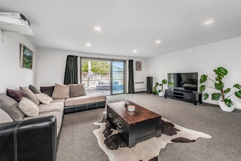 Photo of property in 46 Shillingford Boulevard, Rolleston, 7615