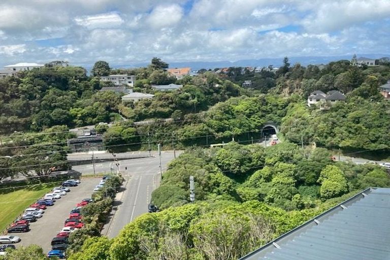Photo of property in 39 Espin Crescent, Karori, Wellington, 6012