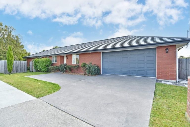Photo of property in 116 Johns Road, Rangiora, 7400