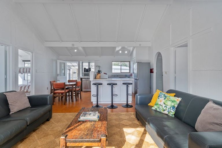 Photo of property in 64 Oyster Drive, Cooks Beach, Whitianga, 3591
