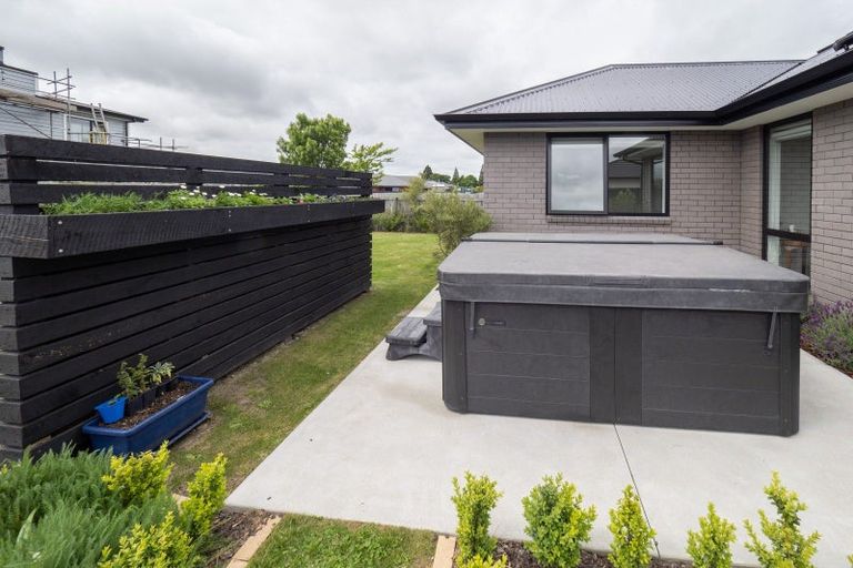 Photo of property in 5 Roxburgh Place, Tinwald, Ashburton, 7700