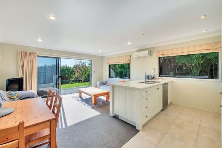 Photo of property in 29 Shine Road, South Head, Helensville, 0874