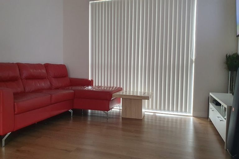 Photo of property in 6 Perkins Street, Papakura, 2110