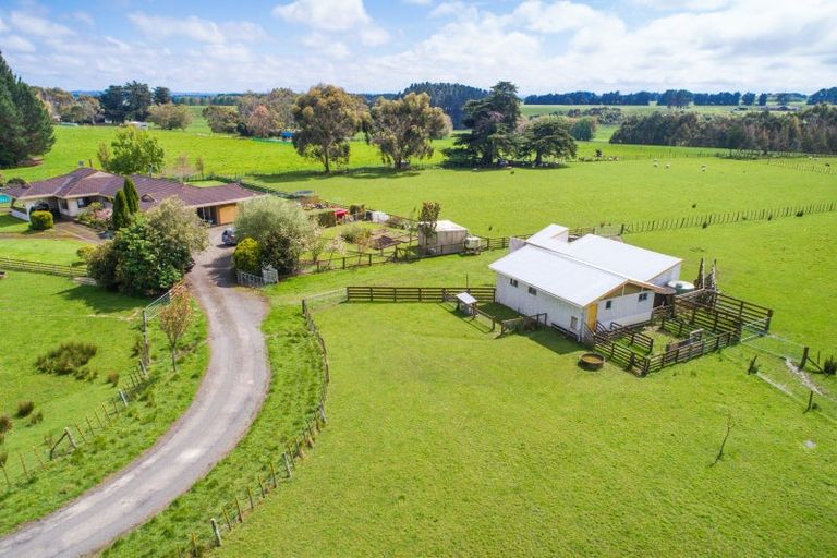 Photo of property in 528 Stoney Creek Road, Kelvin Grove, Palmerston North, 4470
