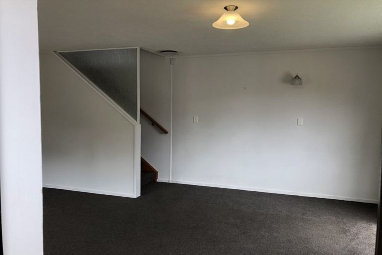 Photo of property in 7a Coventry Close, Ascot Park, Porirua, 5024