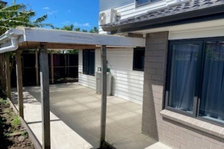 Photo of property in 8a Hamilton Road, Papatoetoe, Auckland, 2025