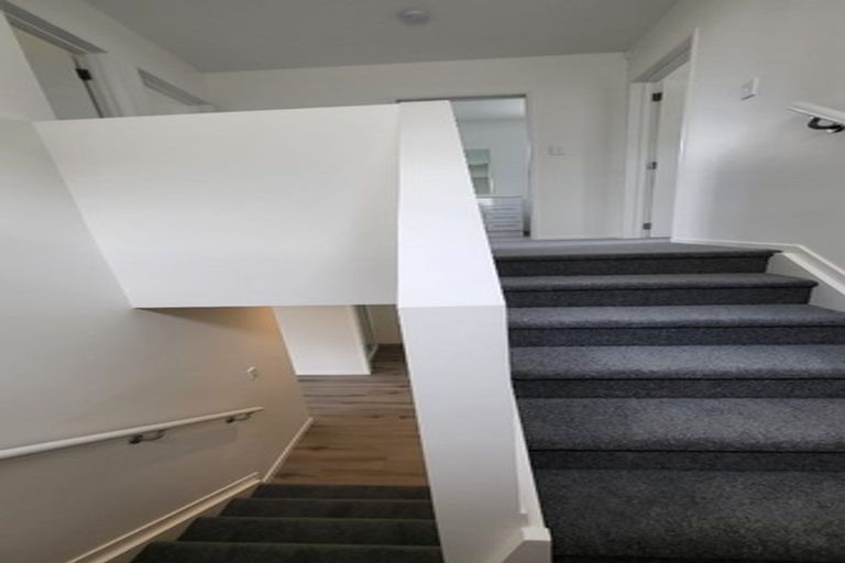 Photo of property in 43 Black Beech Crescent, Takanini, 2110