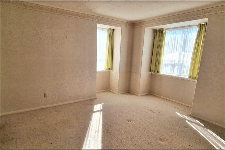 Photo of property in 8 Kukupa Grove, Heretaunga, Upper Hutt, 5018