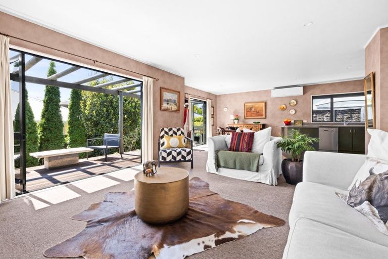 Photo of property in 16a Brookvale Road, Havelock North, 4130