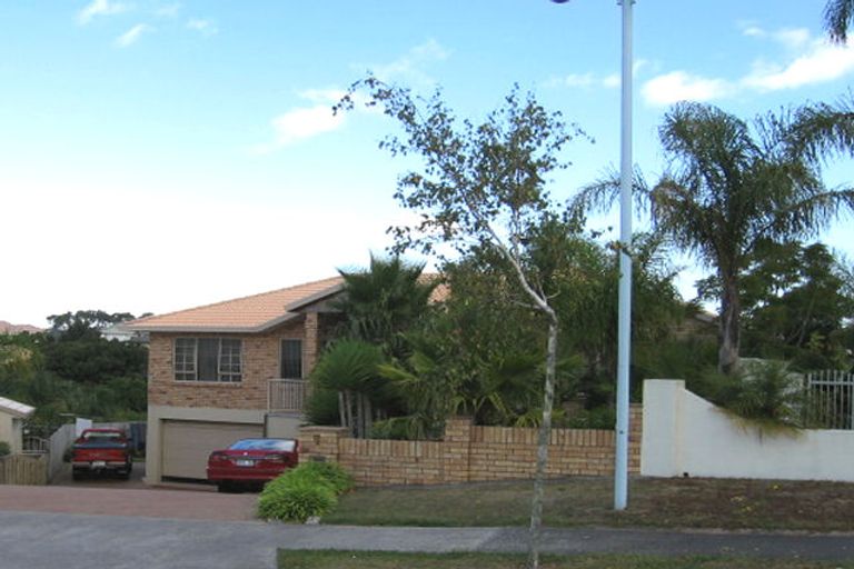 Photo of property in 7 Mistral Place, West Harbour, Auckland, 0618