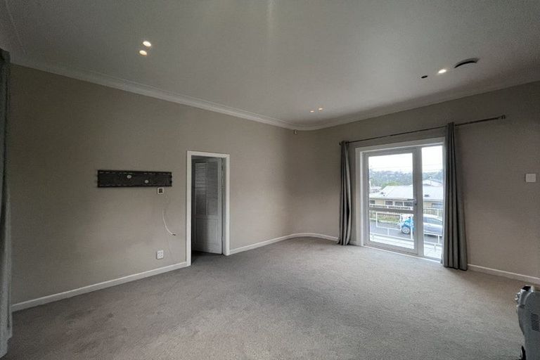 Photo of property in 552 Swanson Road, Ranui, Auckland, 0612