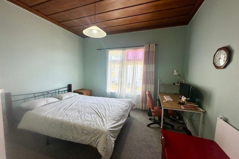 Photo of property in 82 Forest Lake Road, Forest Lake, Hamilton, 3200