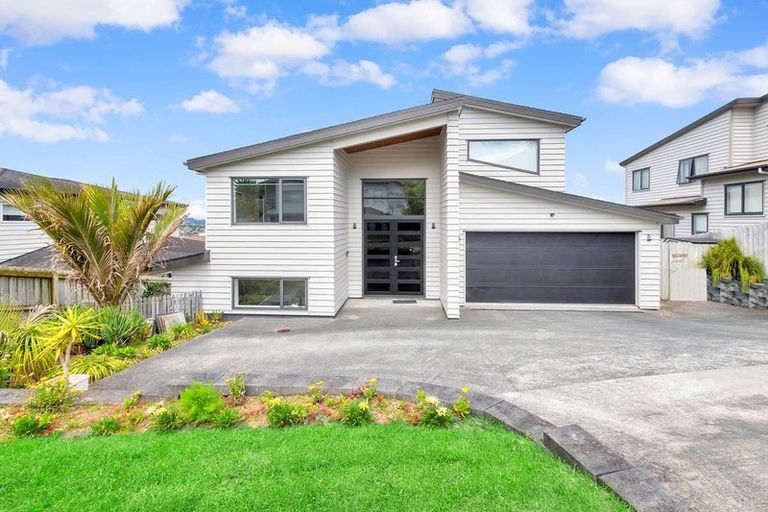 Photo of property in 14 Platinum Rise, Ranui, Auckland, 0612