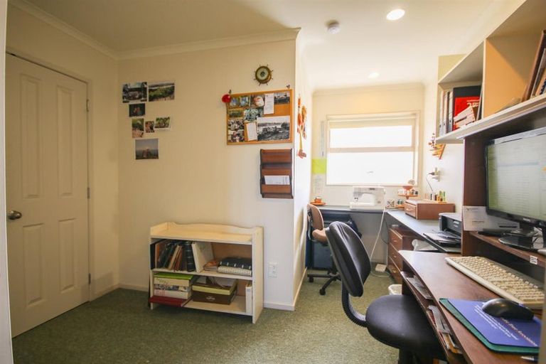 Photo of property in 16 Kotare Crescent, Pahi, Paparoa, 0571