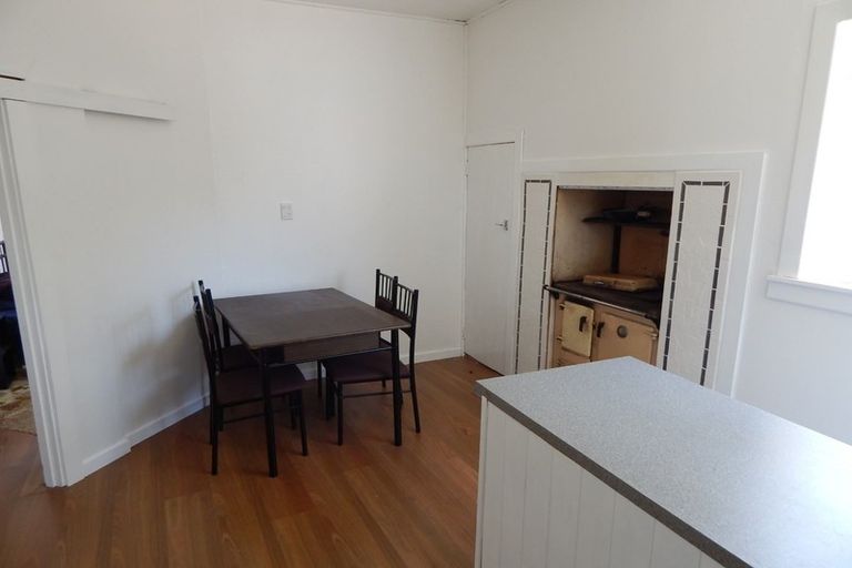 Photo of property in 18 Gibson Street, Ross, 7812