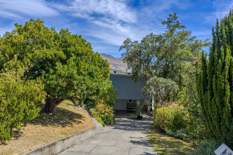Photo of property in 29 Stratford Terrace, Wanaka, 9305