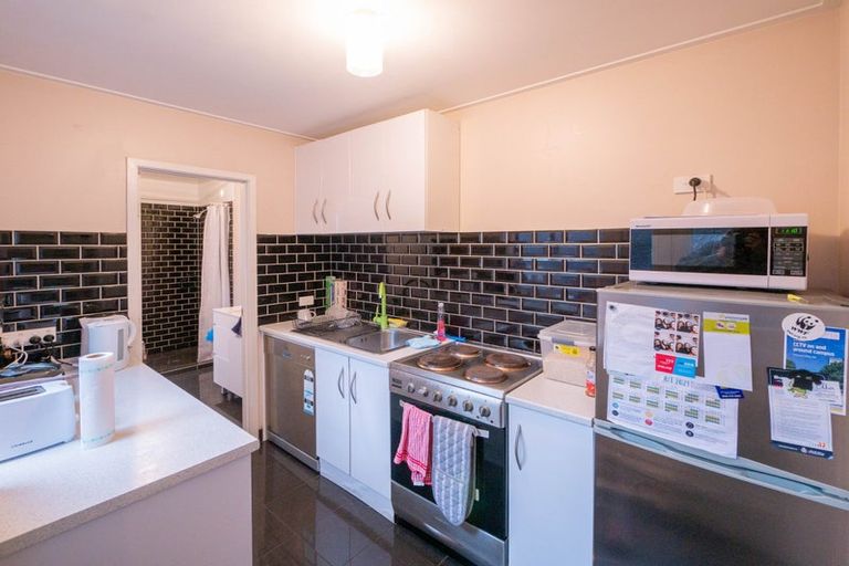 Photo of property in 70 Dundas Street, North Dunedin, Dunedin, 9016