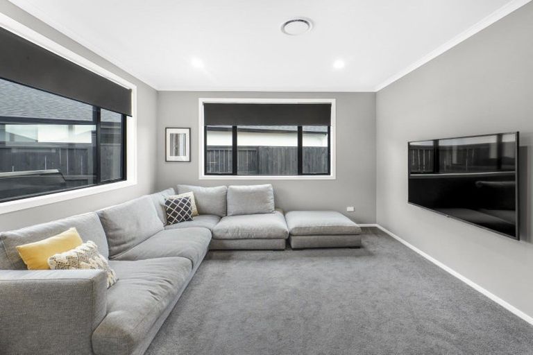 Photo of property in 13 Sydney Place, Flagstaff, Hamilton, 3210