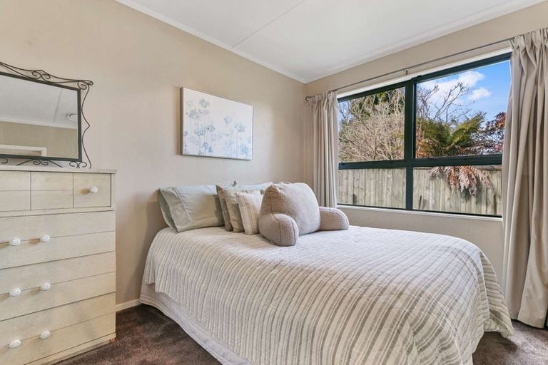 Photo of property in 24 Tennyson Drive, Owhata, Rotorua, 3010