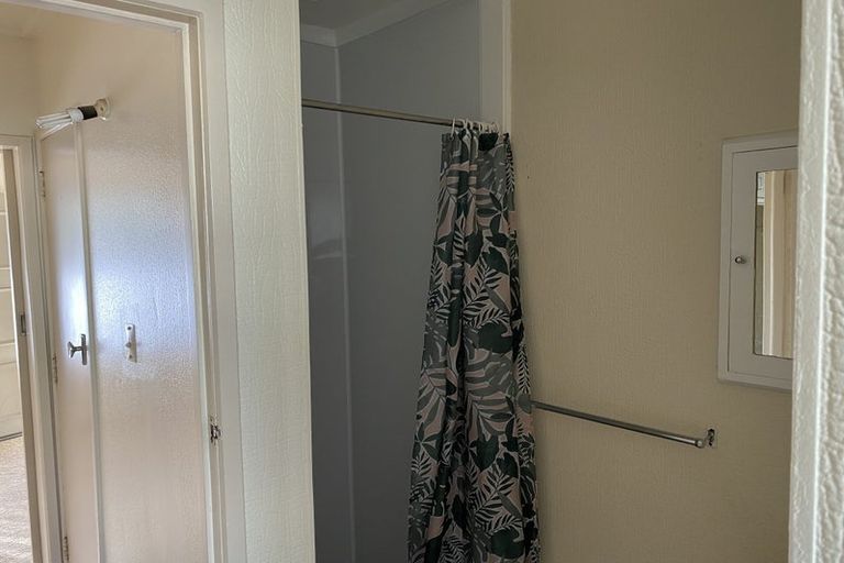 Photo of property in 1-27/21 Te Aroha Street, Hamilton East, Hamilton, 3216