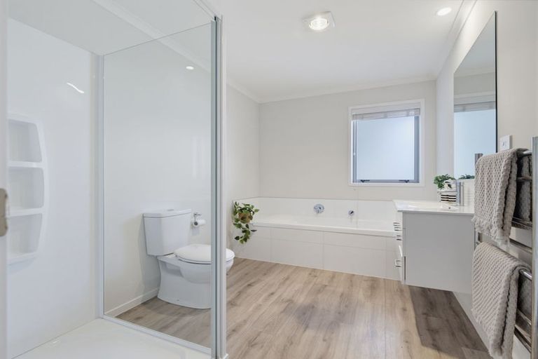 Photo of property in 47 Kotiate Street, Papamoa, 3118