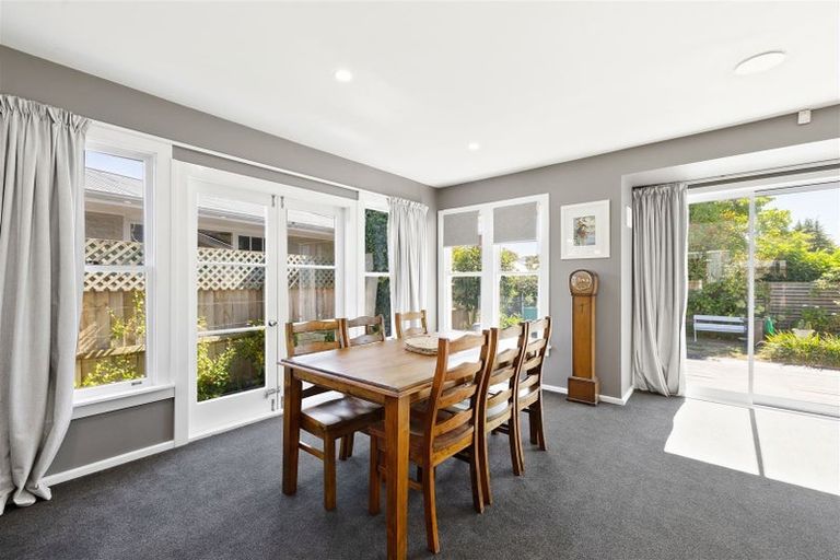Photo of property in 9 Westburn Terrace, Burnside, Christchurch, 8041