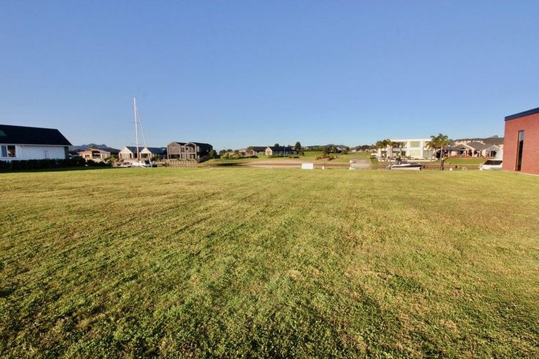 Photo of property in 23 Awatea Drive, Whitianga, 3510