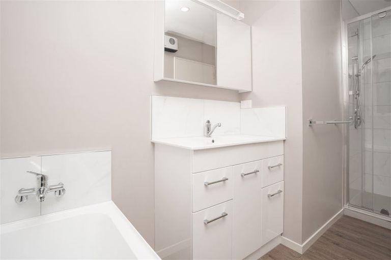 Photo of property in 3a Sealy Place, Bryndwr, Christchurch, 8053