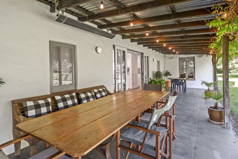 Photo of property in 32 Papawai Road, Papawai, Greytown, 5794