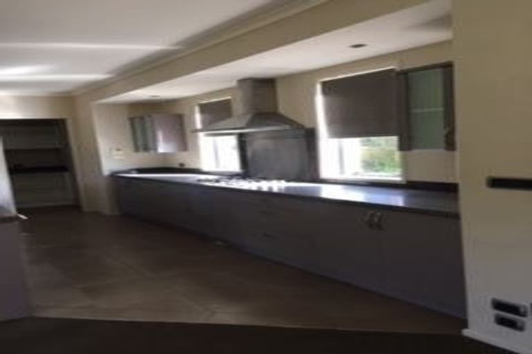 Photo of property in 131 Foster Road, Kumeu, 0891