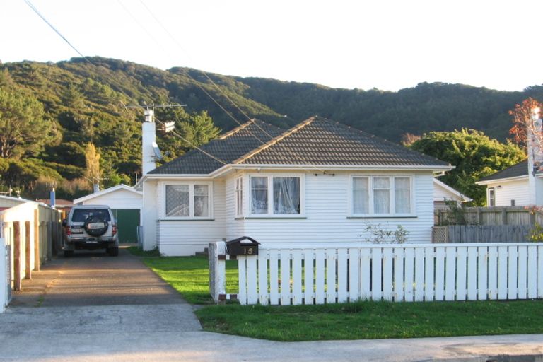 Photo of property in 15 Totara Street, Wainuiomata, Lower Hutt, 5014