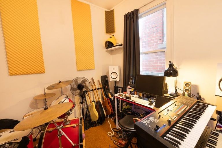 Photo of property in 23a Colombo Street, Newtown, Wellington, 6021