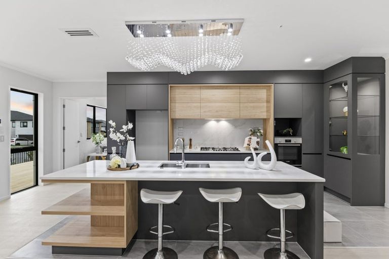 Photo of property in 31 Koromeke Street, Flat Bush, Auckland, 2019