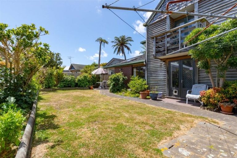 Photo of property in 6 Miro Street, Woburn, Lower Hutt, 5010
