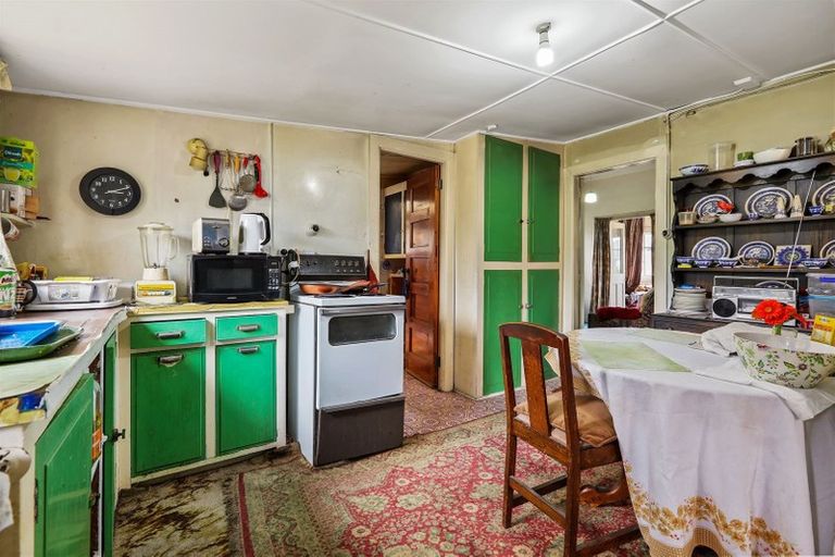 Photo of property in 79 Bowhill Road, New Brighton, Christchurch, 8083