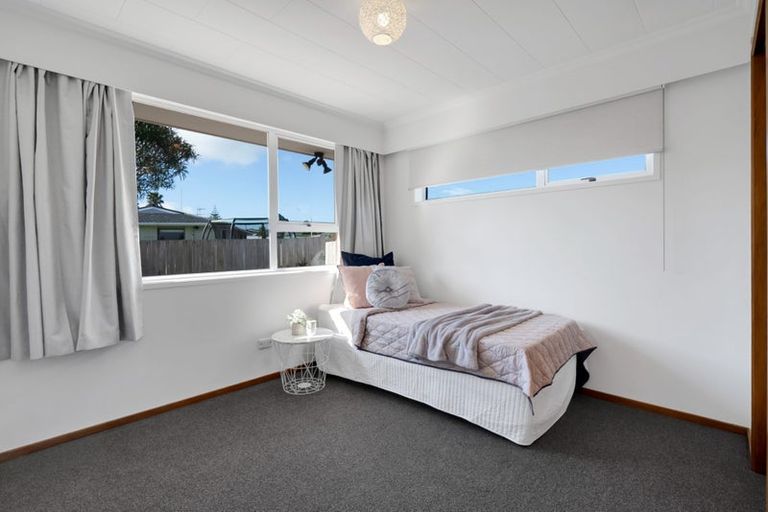 Photo of property in 12 Tui Place, Bell Block, New Plymouth, 4312