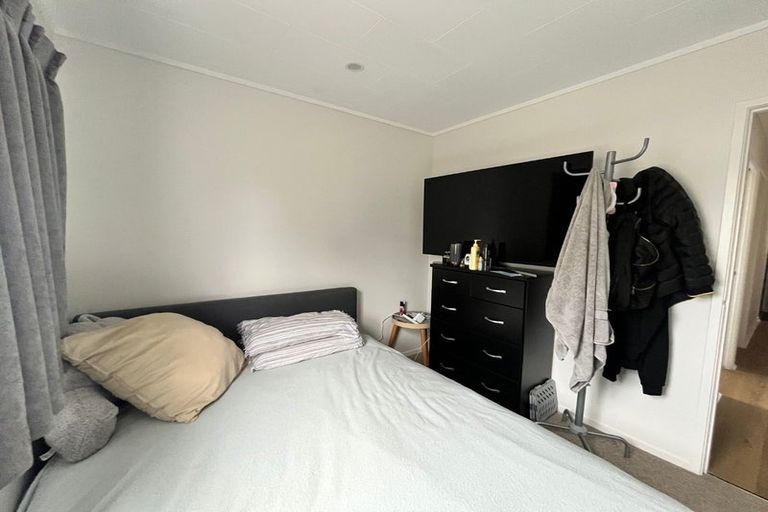 Photo of property in 130 Pigeon Mountain Road, Half Moon Bay, Auckland, 2012