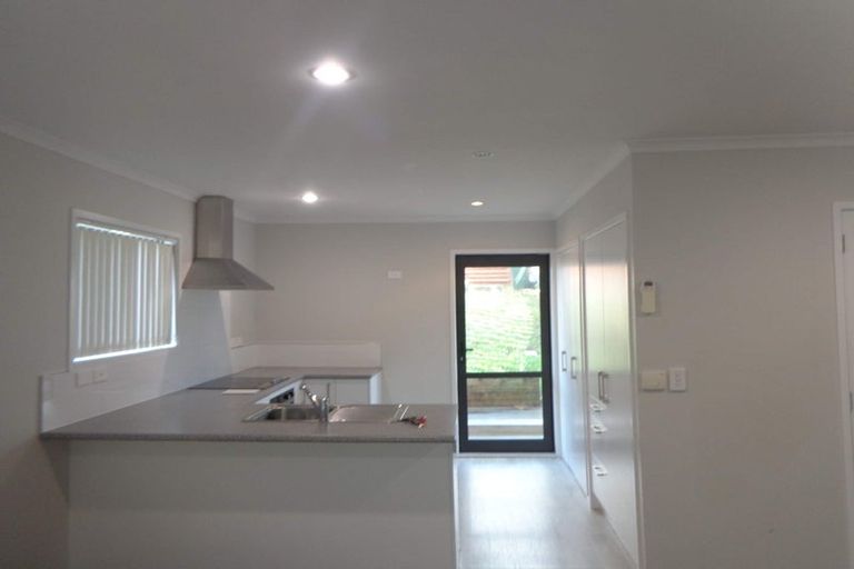 Photo of property in 96 Chislehurst Street, Henderson, Auckland, 0612