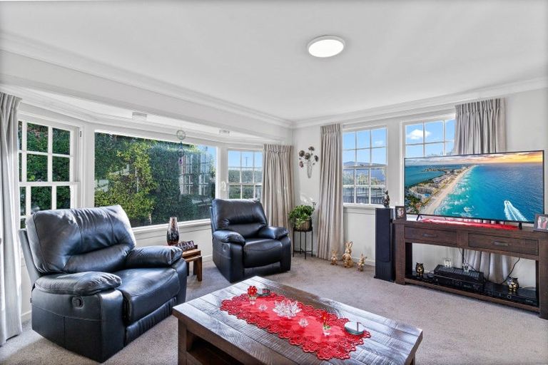 Photo of property in 68 Great North Road, Winton, 9720