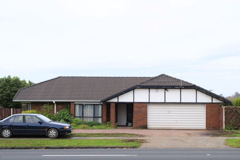 Photo of property in 250 Botany Road, Golflands, Auckland, 2013