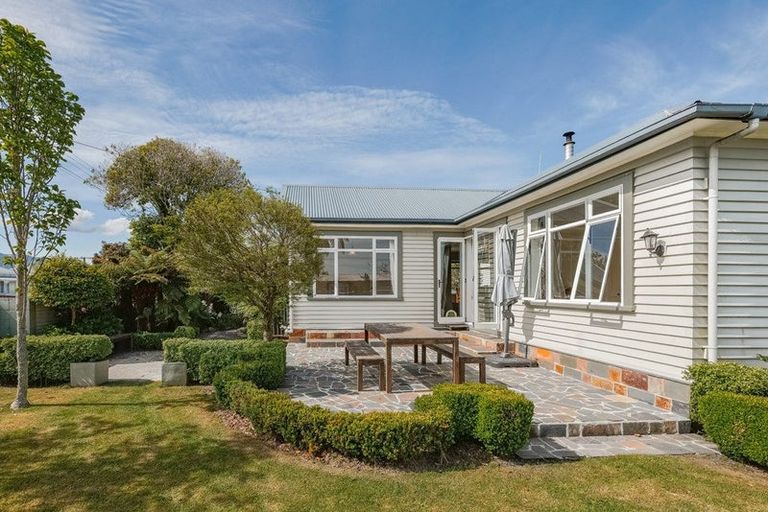 Photo of property in 22 Queen Street, Westport, 7825