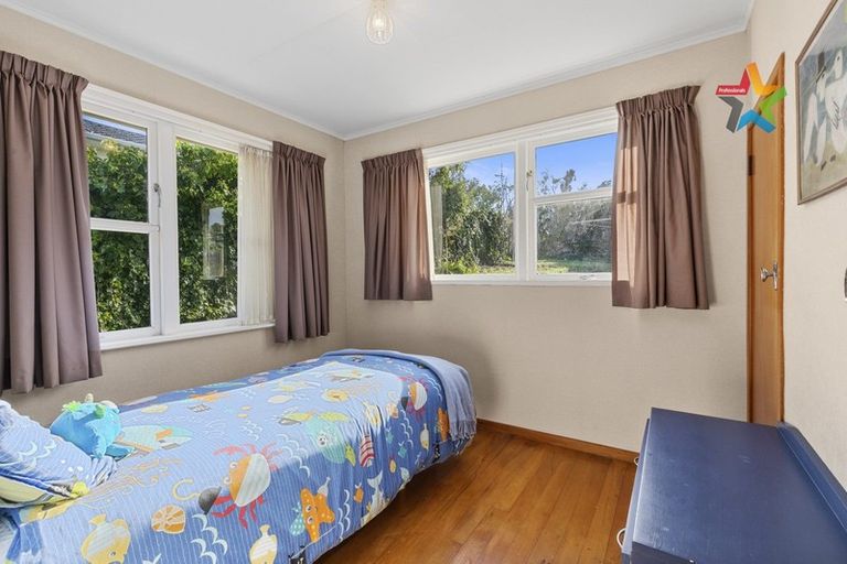 Photo of property in 66 Oakleigh Street, Maungaraki, Lower Hutt, 5010