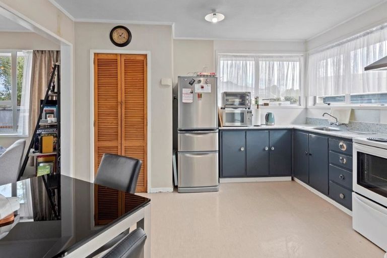 Photo of property in 42 Beazley Crescent, Tikipunga, Whangarei, 0112