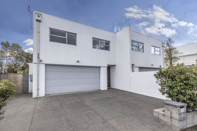 Photo of property in 1/35 Mathesons Road, Phillipstown, Christchurch, 8011
